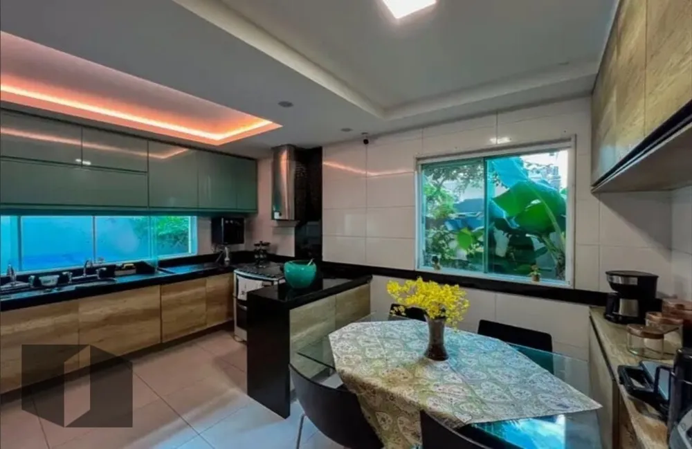 Casa, 4 quartos, 340 m² - Foto 11