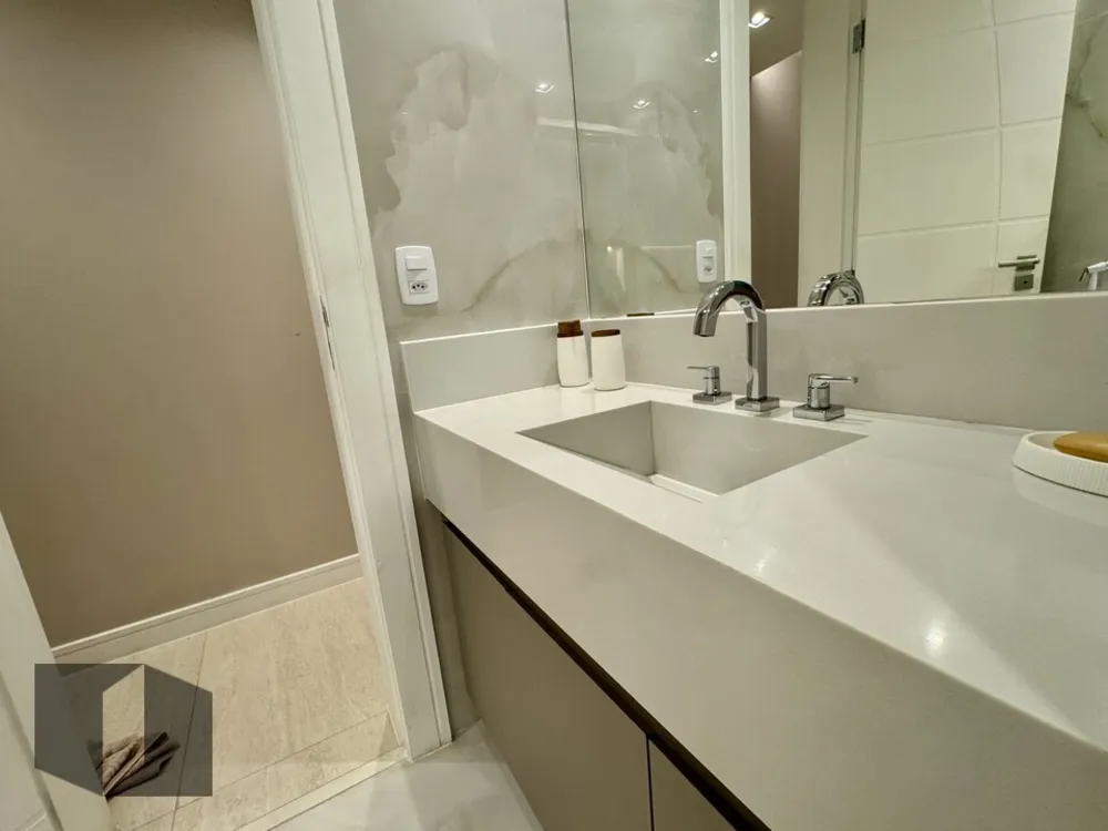 Cobertura, 3 quartos, 278 m² - Foto 4