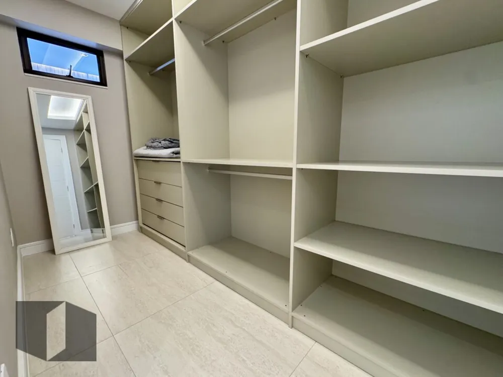 Cobertura, 3 quartos, 278 m² - Foto 8