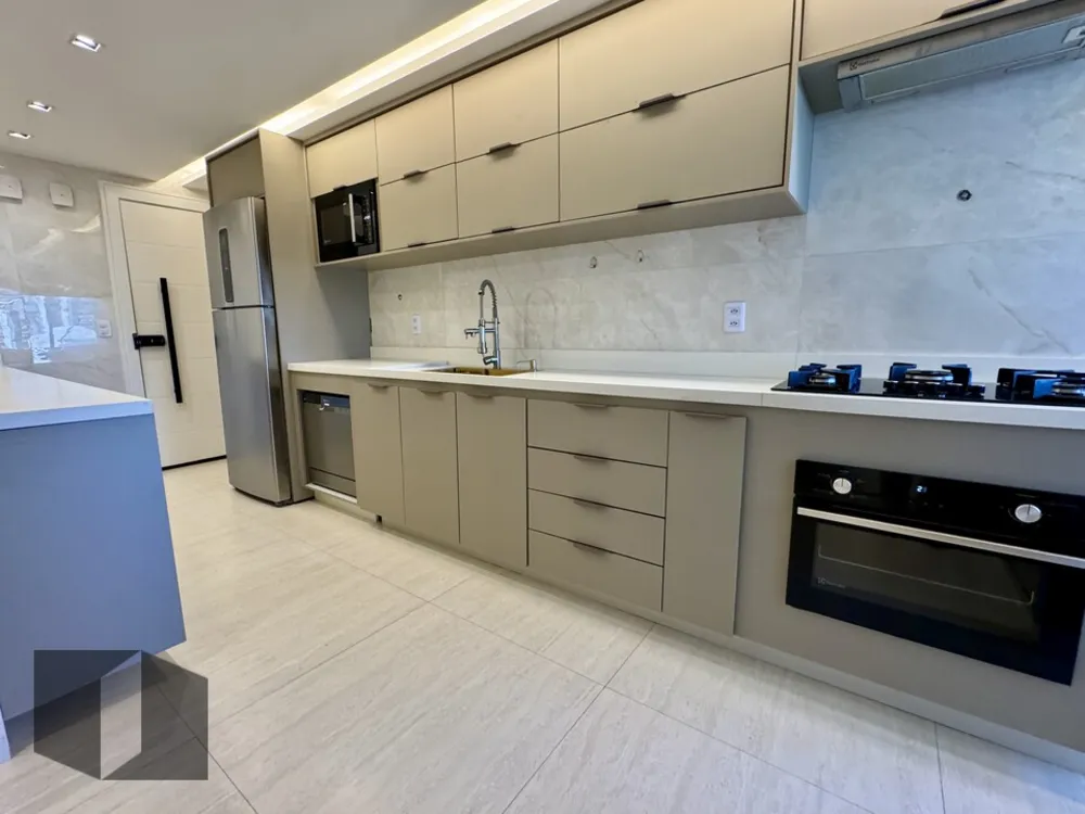 Cobertura, 3 quartos, 278 m² - Foto 24