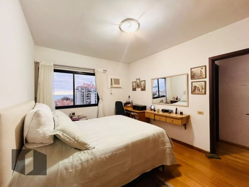 Apartamento à venda com 4 quartos, 129m² - Foto 8