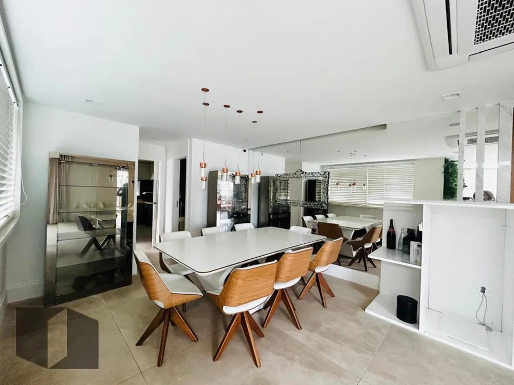 Cobertura, 3 quartos, 300 m² - Foto 1