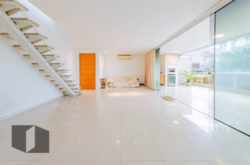 Cobertura, 3 quartos, 310 m² - Foto 2