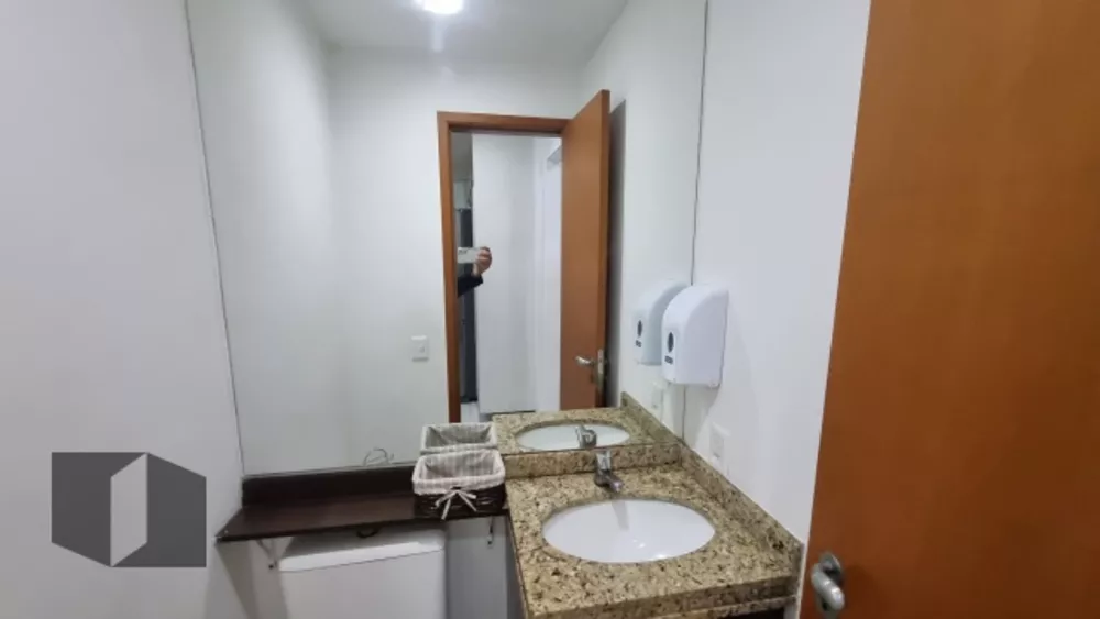 Apartamento à venda com 4 quartos, 203m² - Foto 11