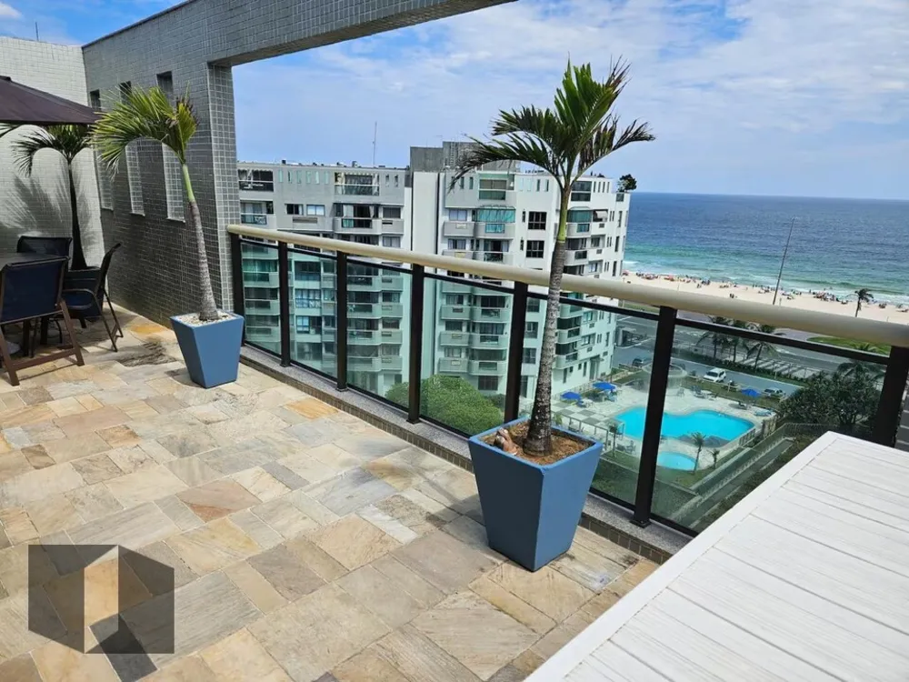Cobertura, 3 quartos, 194 m² - Foto 1