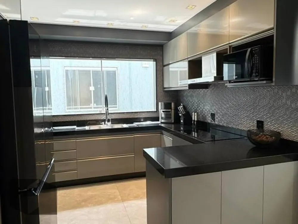 Casa, 4 quartos, 237 m² - Foto 43