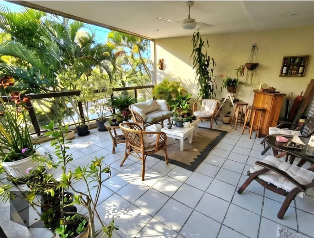 Apartamento, 3 quartos, 156 m² - Foto 1