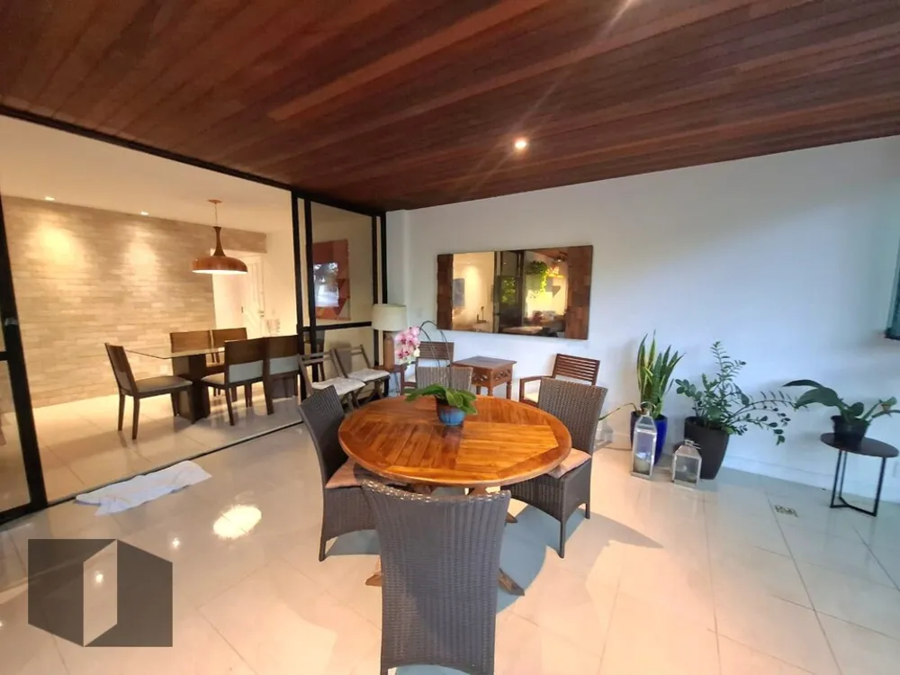 Apartamento, 3 quartos, 160 m² - Foto 2