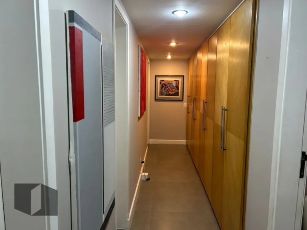 Apartamento, 4 quartos, 244 m² - Foto 11