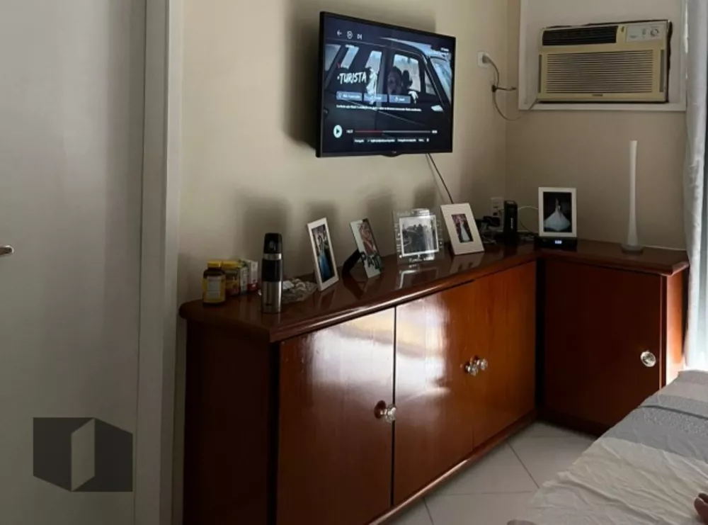 Apartamento à venda com 3 quartos, 162m² - Foto 18