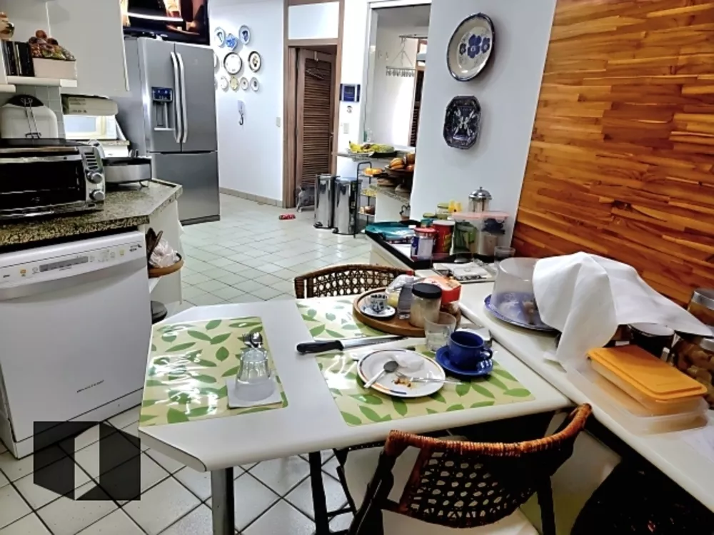 Apartamento, 4 quartos, 240 m² - Foto 2