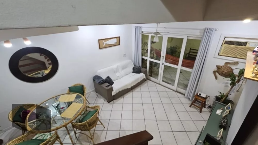 Casa, 3 quartos, 200 m² - Foto 1