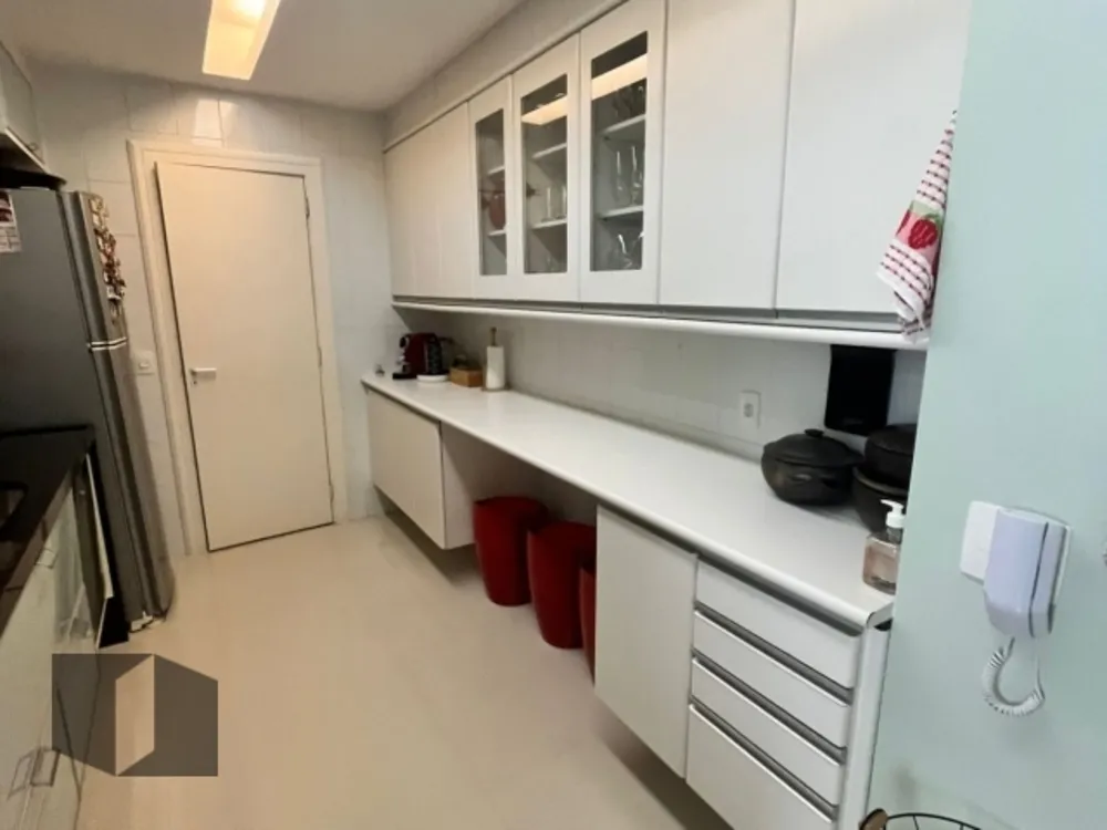 Apartamento, 3 quartos, 168 m² - Foto 1