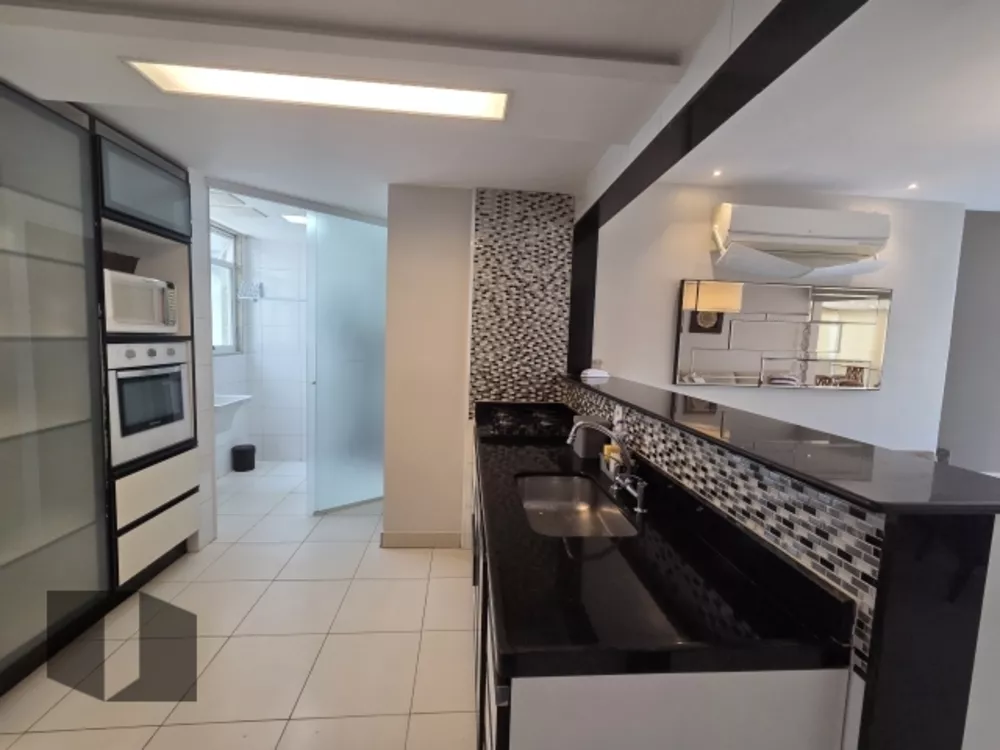Cobertura, 3 quartos, 232 m² - Foto 4