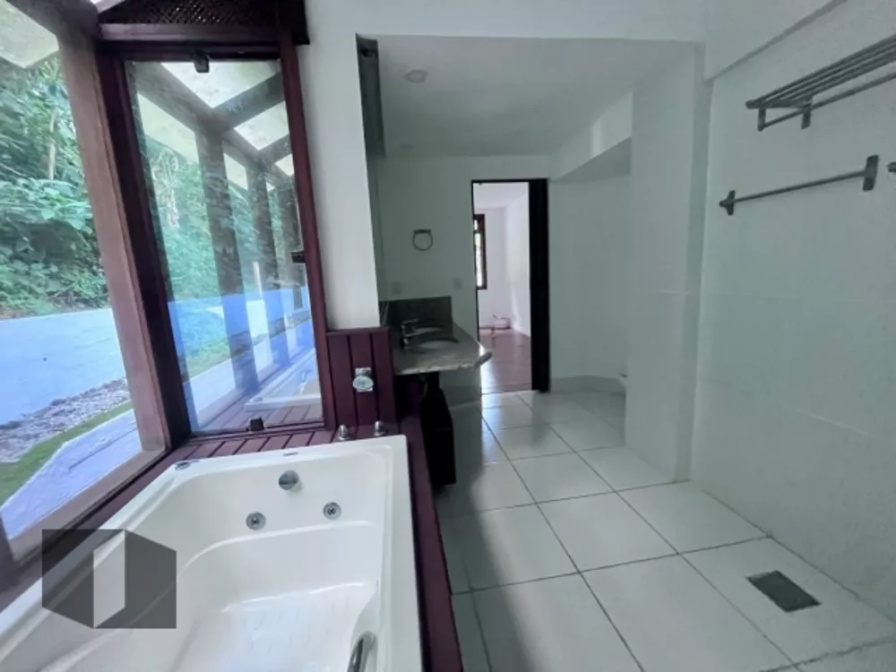 Casa, 4 quartos, 294 m² - Foto 37