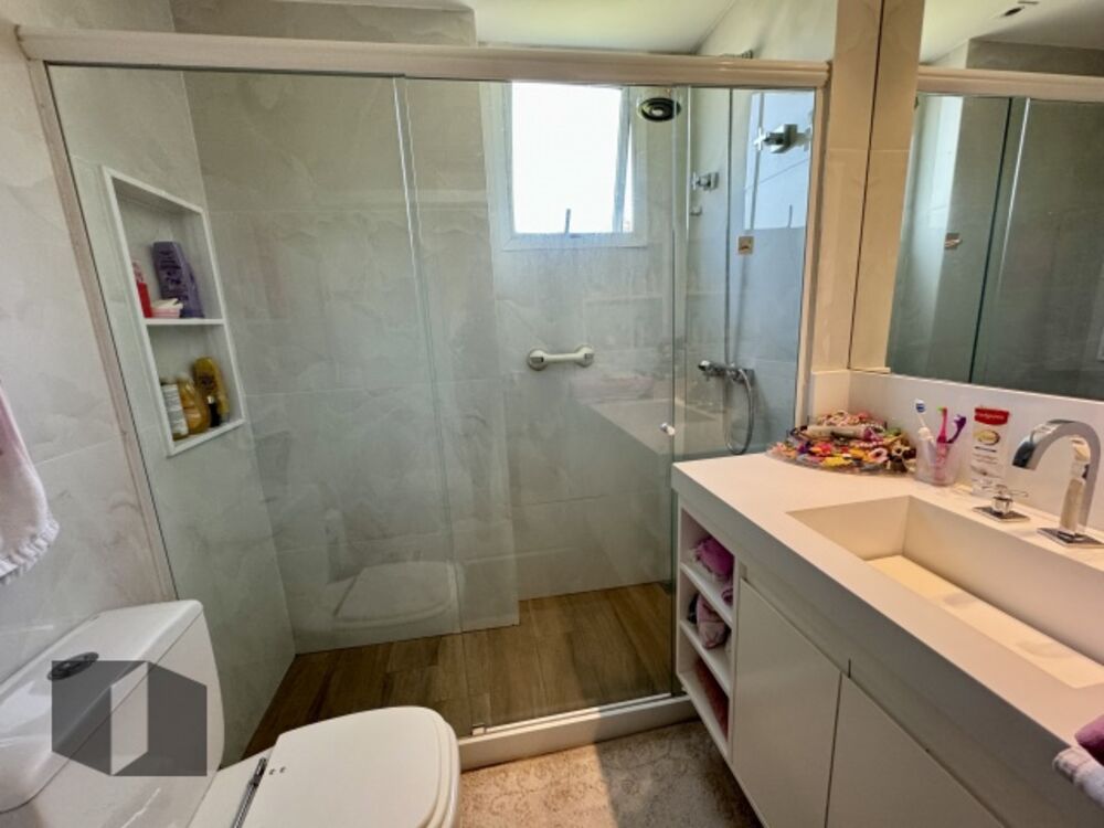 Apartamento, 3 quartos, 160 m² - Foto 1