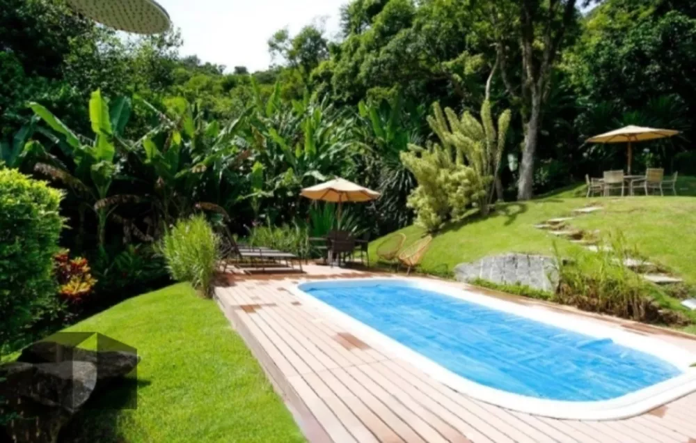 Casa, 4 quartos, 257 m² - Foto 2