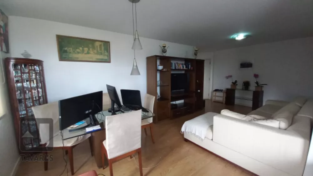 Apartamento à venda com 3 quartos, 132m² - Foto 2