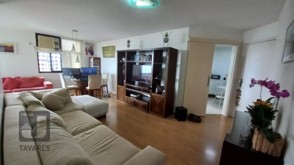 Apartamento à venda com 3 quartos, 132m² - Foto 1