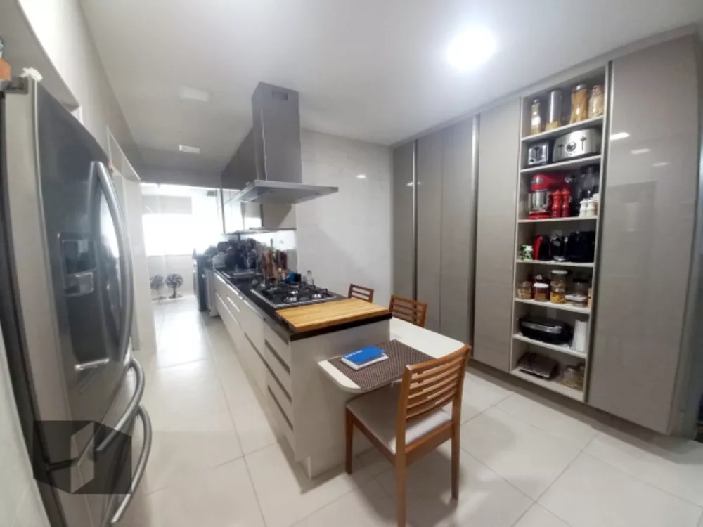 Apartamento à venda com 4 quartos, 179m² - Foto 25