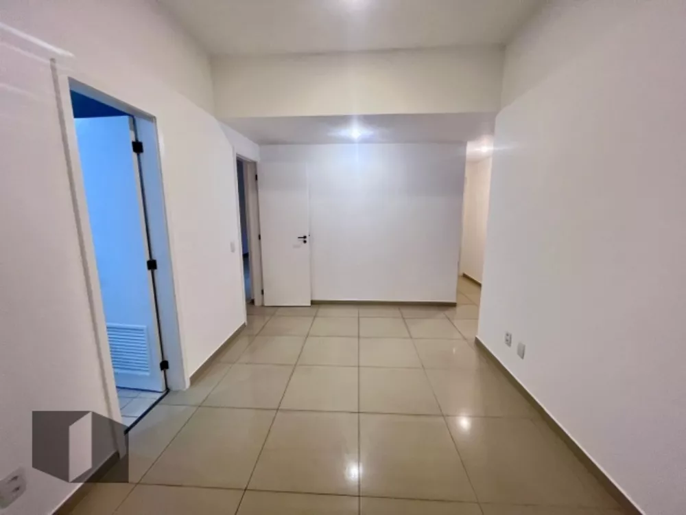 Apartamento à venda com 4 quartos, 208m² - Foto 13