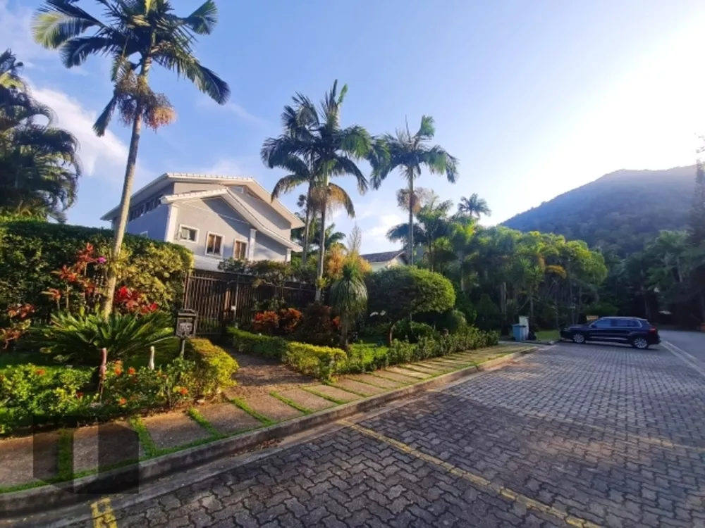 Casa, 6 quartos, 304 m² - Foto 1