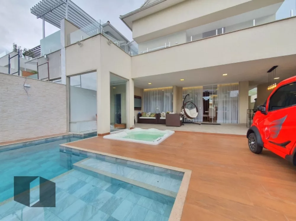 Casa, 4 quartos, 240 m² - Foto 18