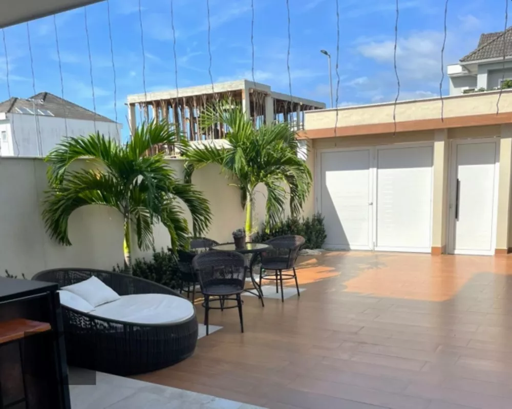 Casa, 4 quartos, 240 m² - Foto 1