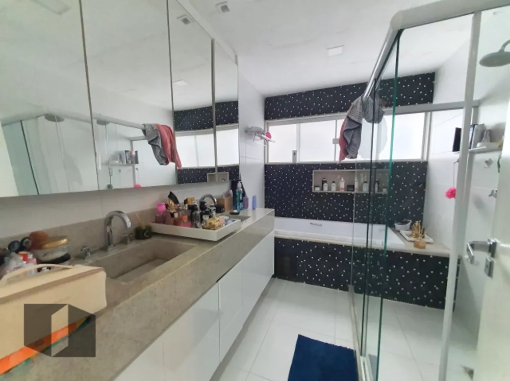 Casa, 4 quartos, 240 m² - Foto 16