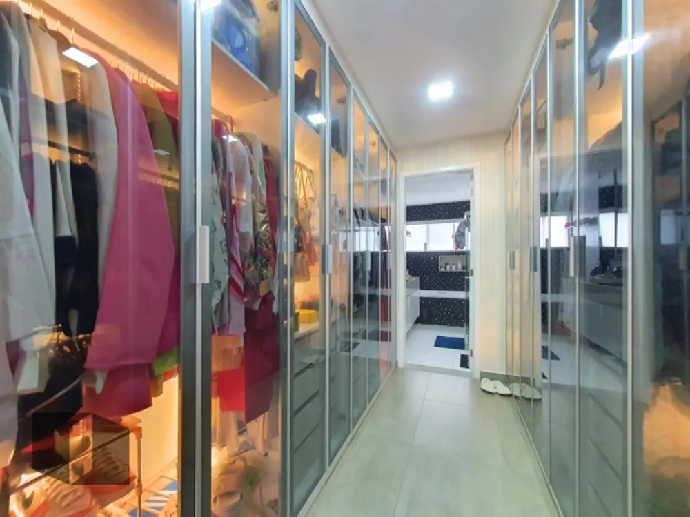 Casa, 4 quartos, 240 m² - Foto 9