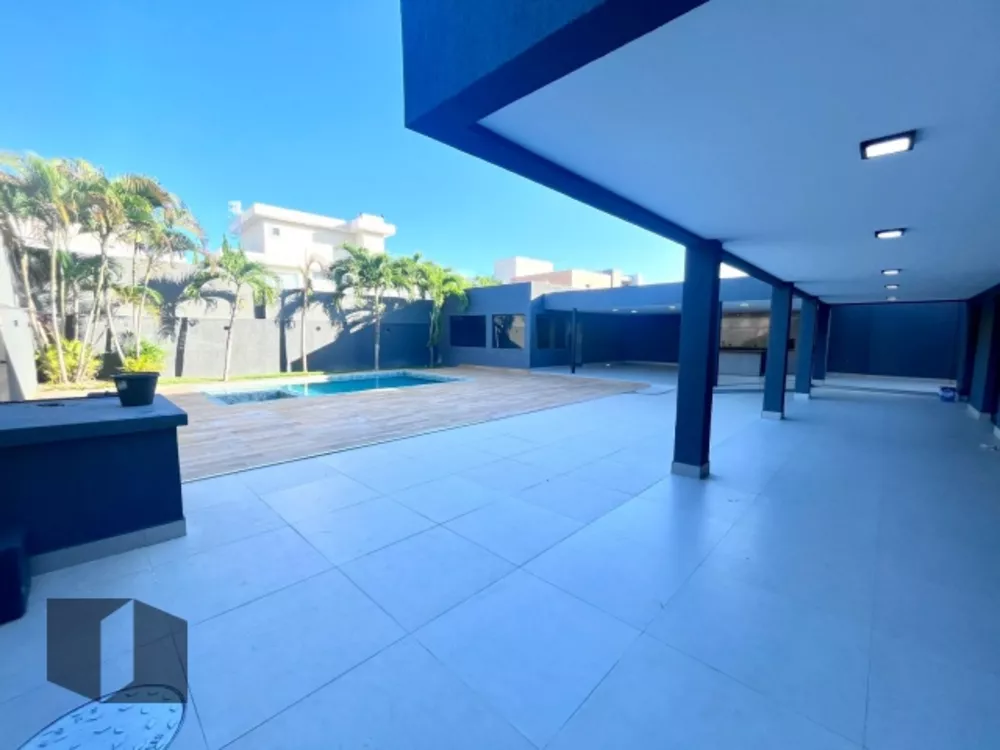 Casa de Condomínio à venda com 5 quartos, 390m² - Foto 3