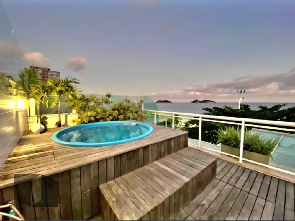 Cobertura, 3 quartos, 261 m² - Foto 1