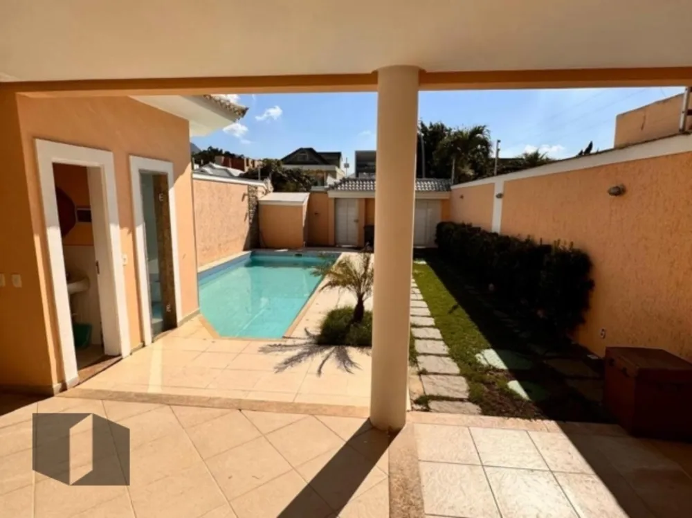 Casa, 5 quartos, 267 m² - Foto 2