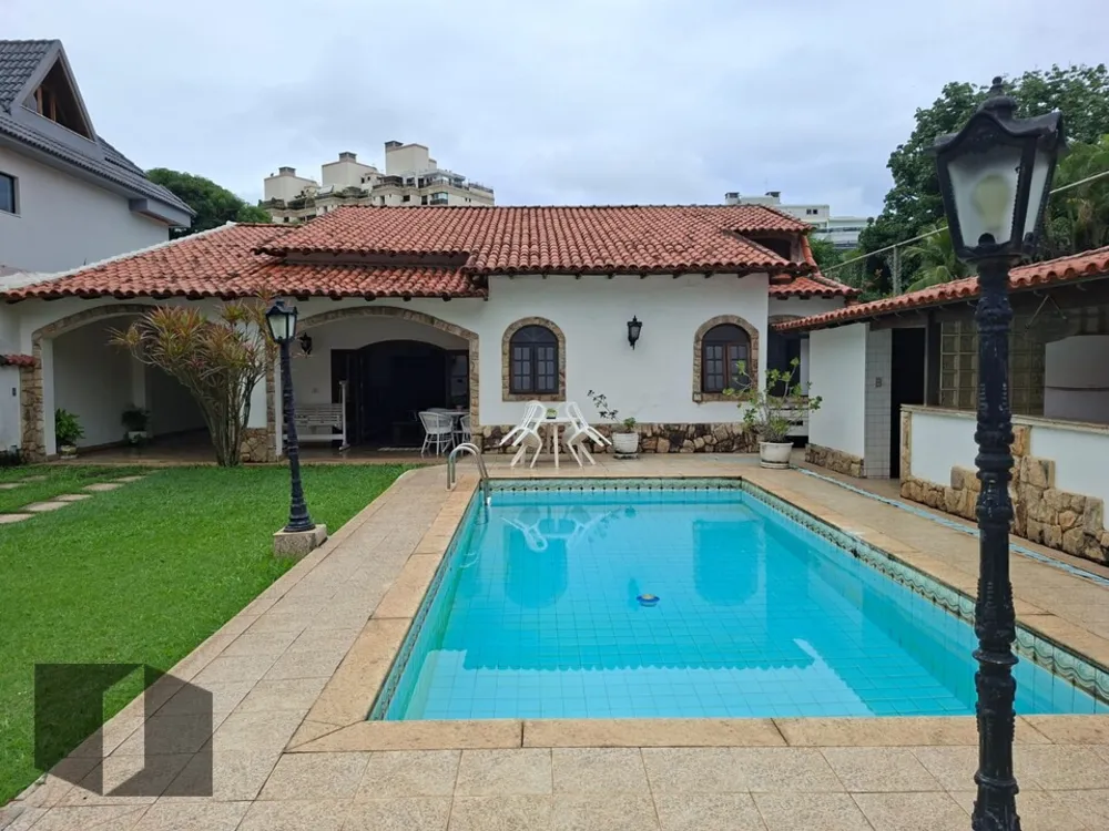 Casa, 4 quartos, 325 m² - Foto 34