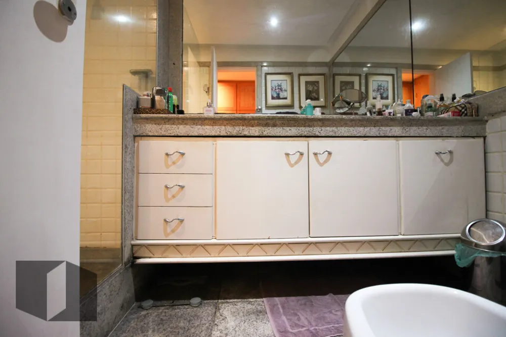 Casa, 4 quartos, 242 m² - Foto 15