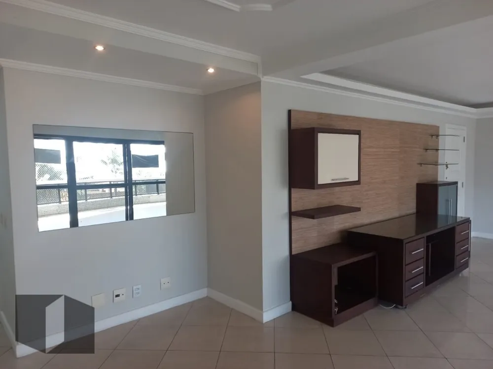 Apartamento, 3 quartos, 189 m² - Foto 1