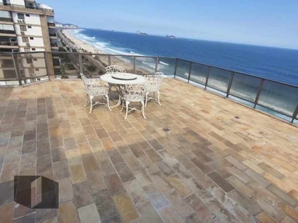 Cobertura, 3 quartos, 145 m² - Foto 2