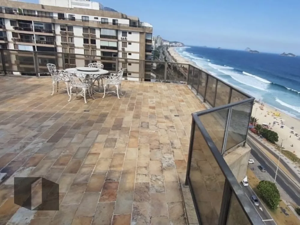 Cobertura, 3 quartos, 145 m² - Foto 1