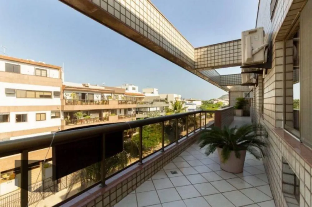 Cobertura, 3 quartos, 220 m² - Foto 3