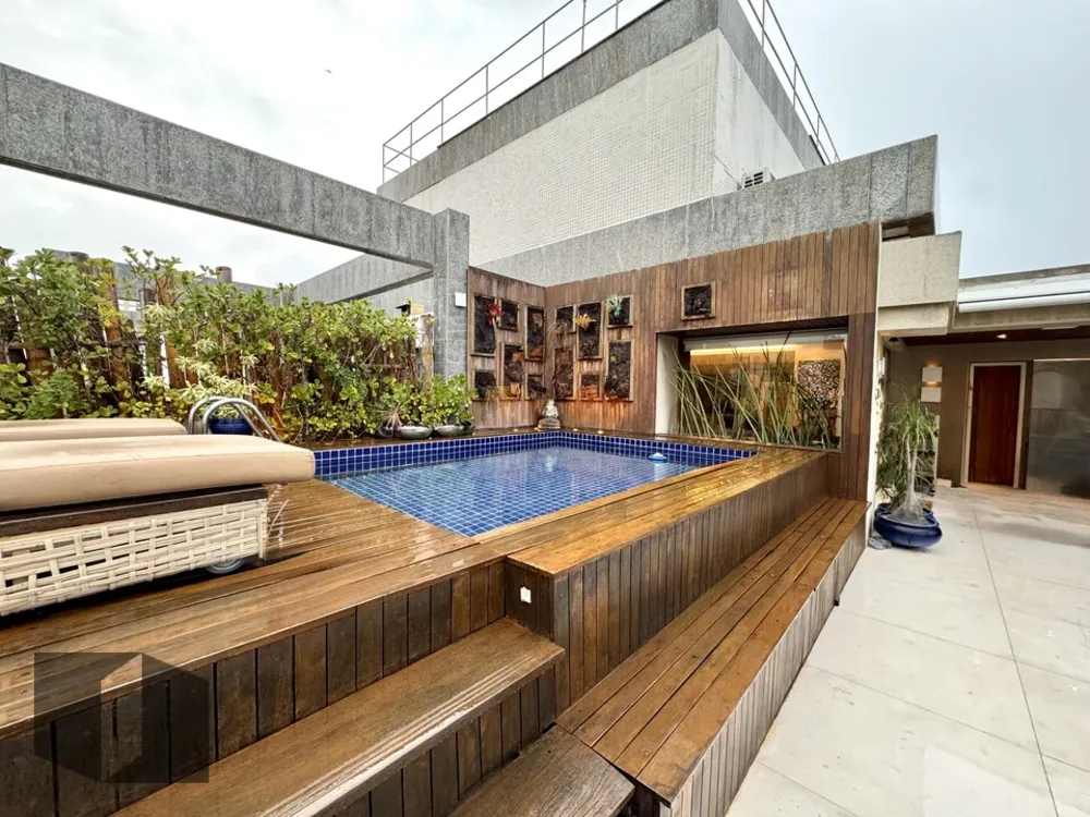 Cobertura, 3 quartos, 315 m² - Foto 1