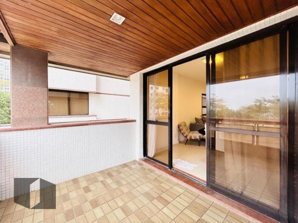Apartamento, 3 quartos, 110 m² - Foto 2