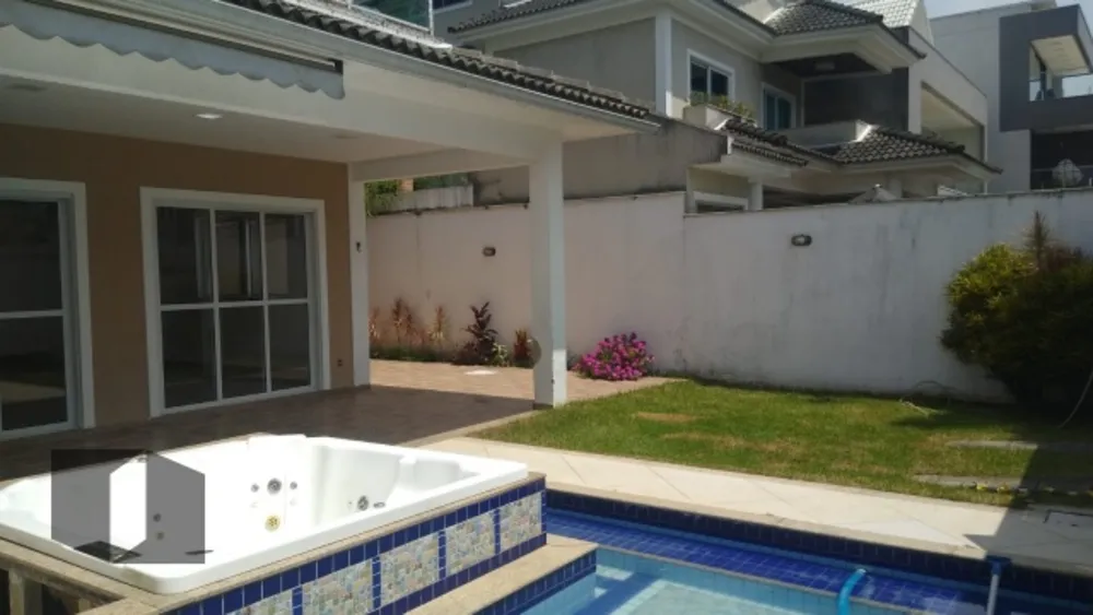 Casa, 5 quartos, 256 m² - Foto 3