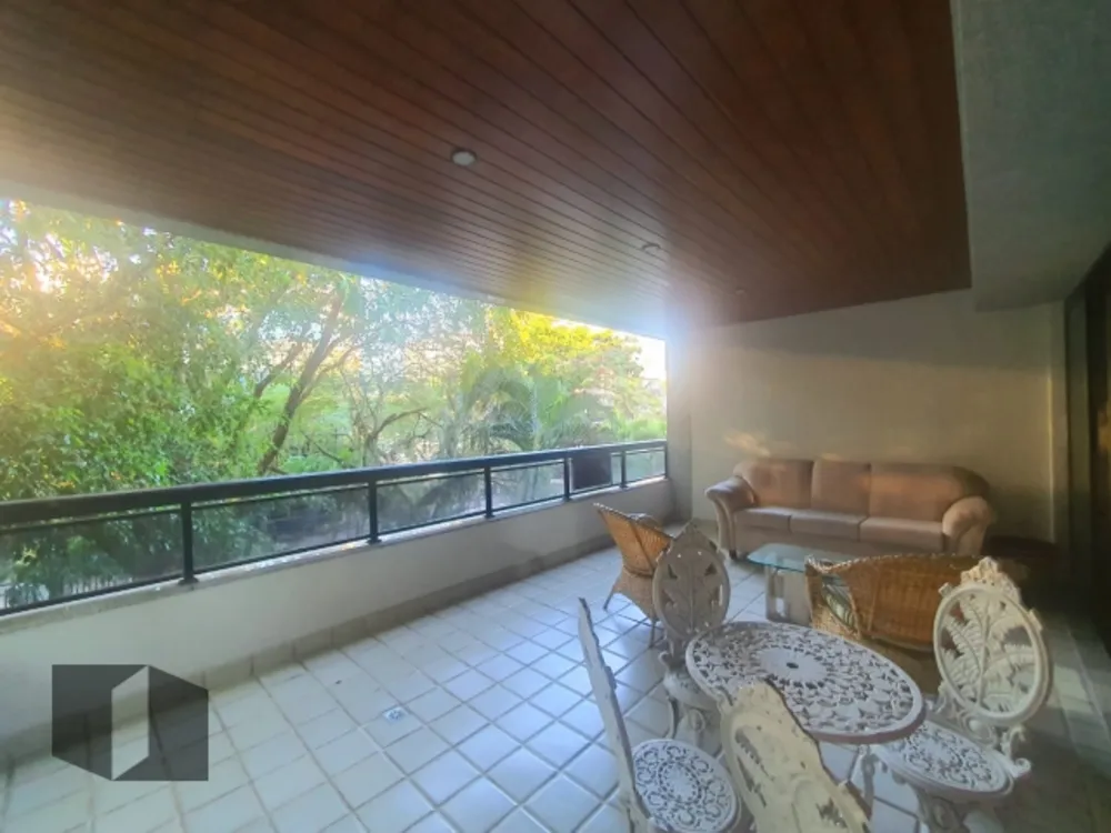 Apartamento, 3 quartos, 142 m² - Foto 1