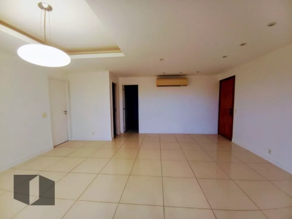 Apartamento à venda com 4 quartos, 137m² - Foto 4