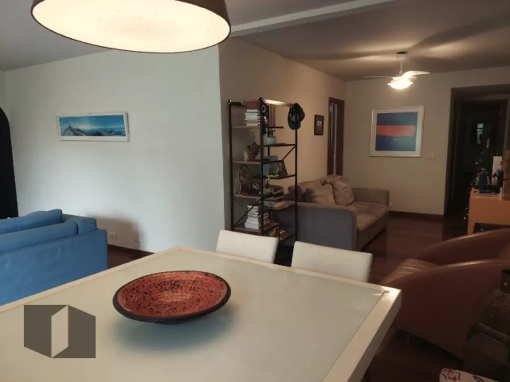 Apartamento à venda com 4 quartos, 181m² - Foto 4