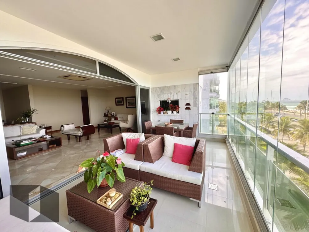 Apartamento, 4 quartos, 221 m² - Foto 1
