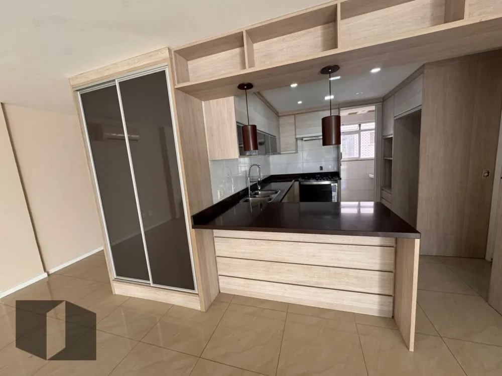 Cobertura, 4 quartos, 242 m² - Foto 1