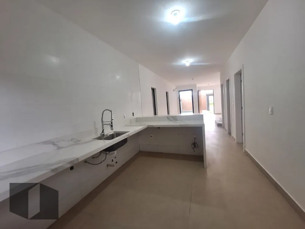 Casa, 4 quartos, 250 m² - Foto 29