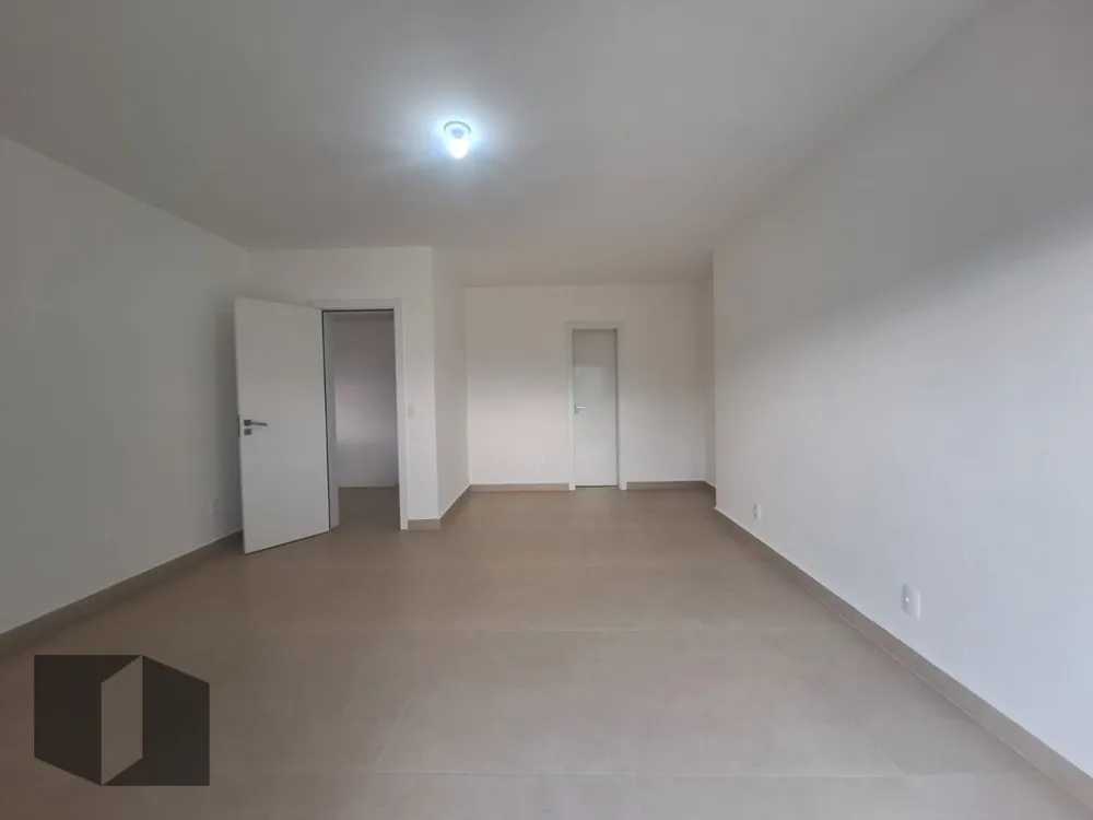 Casa, 4 quartos, 250 m² - Foto 15