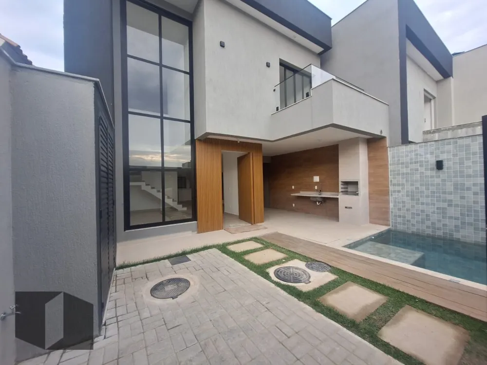 Casa, 4 quartos, 250 m² - Foto 1